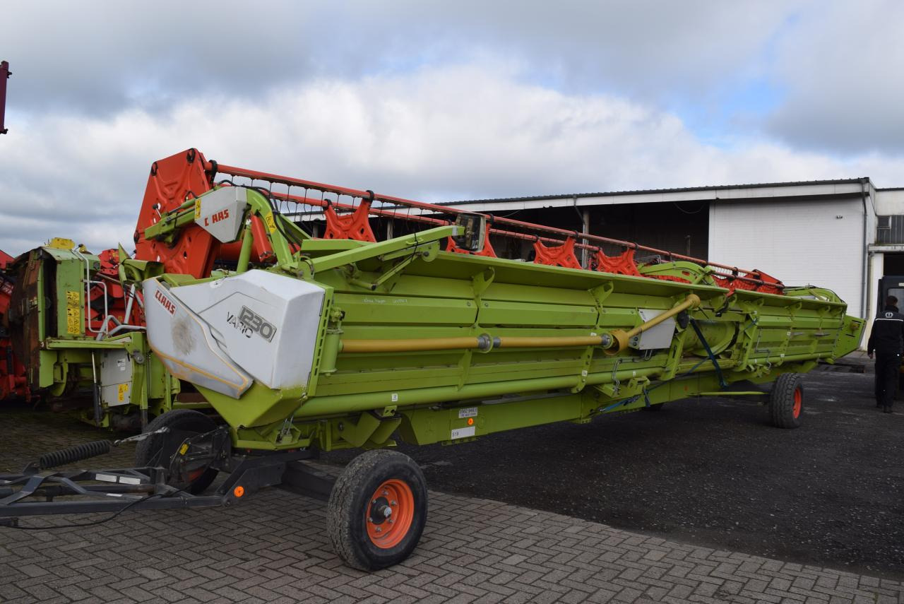 CLAAS V 1230 Vario *Schneidwerk* - Жатка зерновая: фото 1 CLAAS V 1230 Vario *Schneidwerk* - Жатка зерновая: фото 1