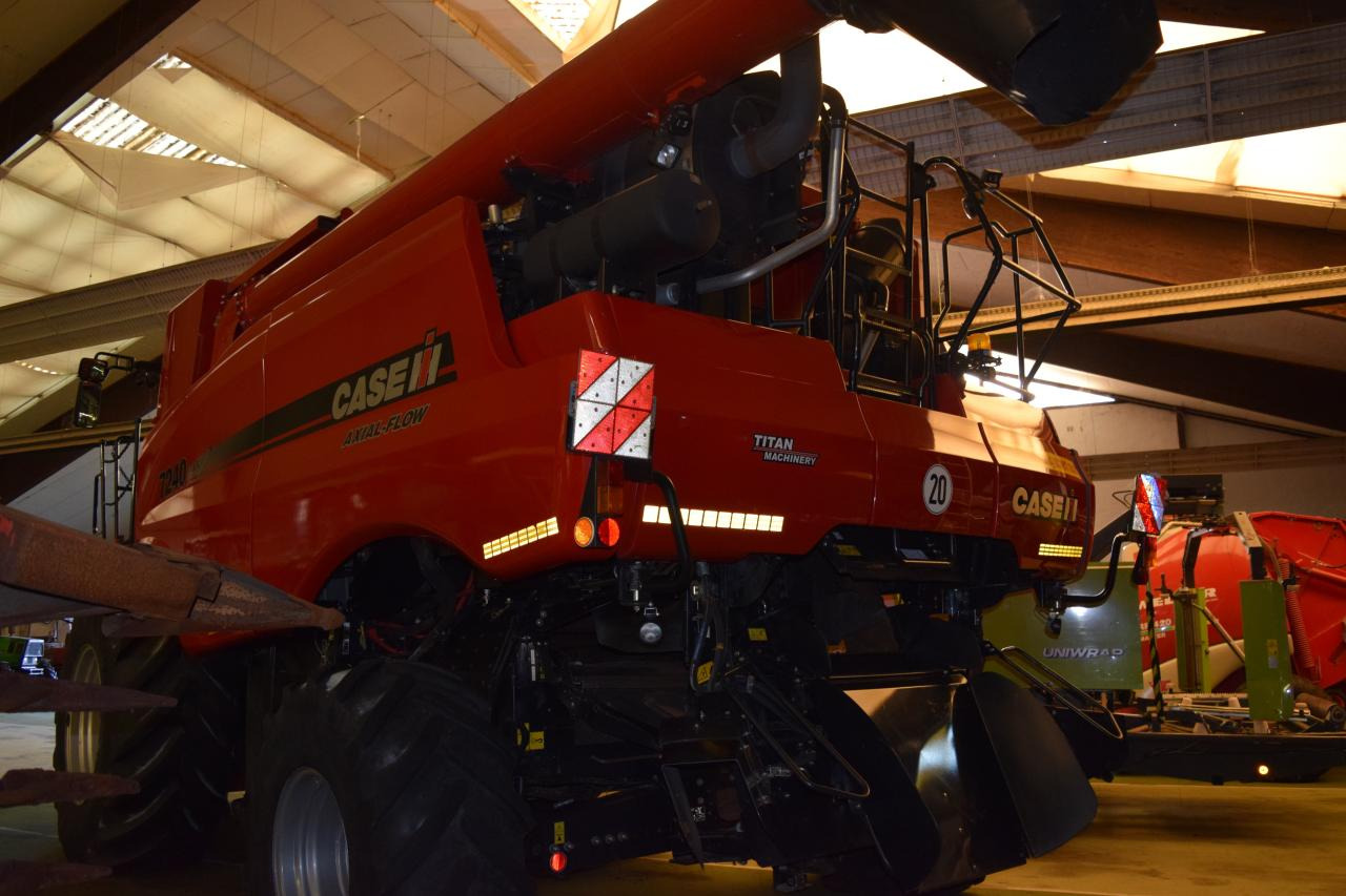 Case-IH 7240 Axial Flow - Зерноуборочный комбайн: фото 4 Case-IH 7240 Axial Flow - Зерноуборочный комбайн: фото 4