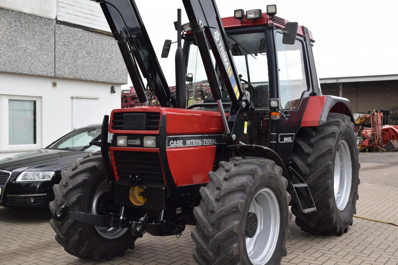 Case-IH 844 A/S - Трактор: фото 4 Case-IH 844 A/S - Трактор: фото 4