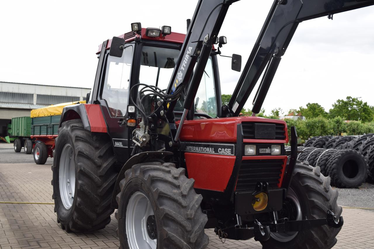 Case-IH 844 A/S - Трактор: фото 3 Case-IH 844 A/S - Трактор: фото 3