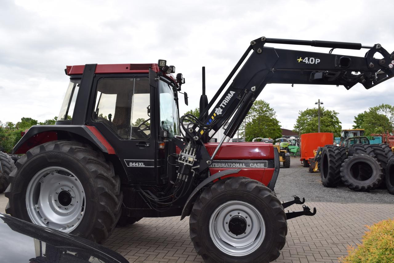 Case-IH 844 A/S - Трактор: фото 1 Case-IH 844 A/S - Трактор: фото 1