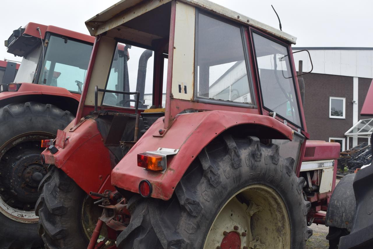 Case-IH 844 A/S - Трактор: фото 3 Case-IH 844 A/S - Трактор: фото 3
