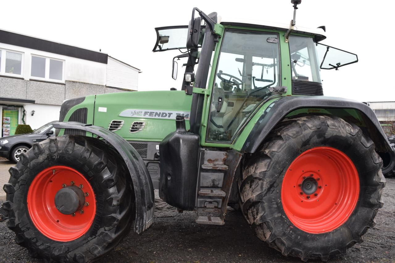 Fendt 714 Vario TMS - Трактор: фото 4 Fendt 714 Vario TMS - Трактор: фото 4