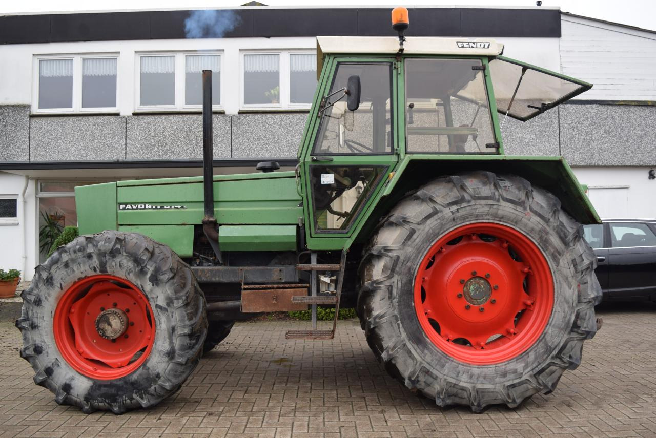 Fendt Favorit 614 LS Turbomatik - Трактор: фото 1 Fendt Favorit 614 LS Turbomatik - Трактор: фото 1