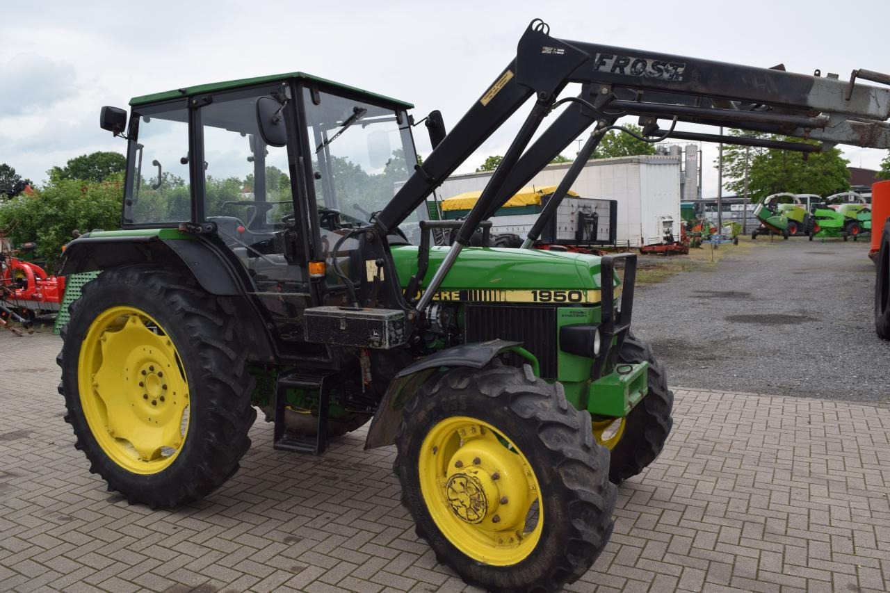 John Deere 1950 - Трактор: фото 2 John Deere 1950 - Трактор: фото 2