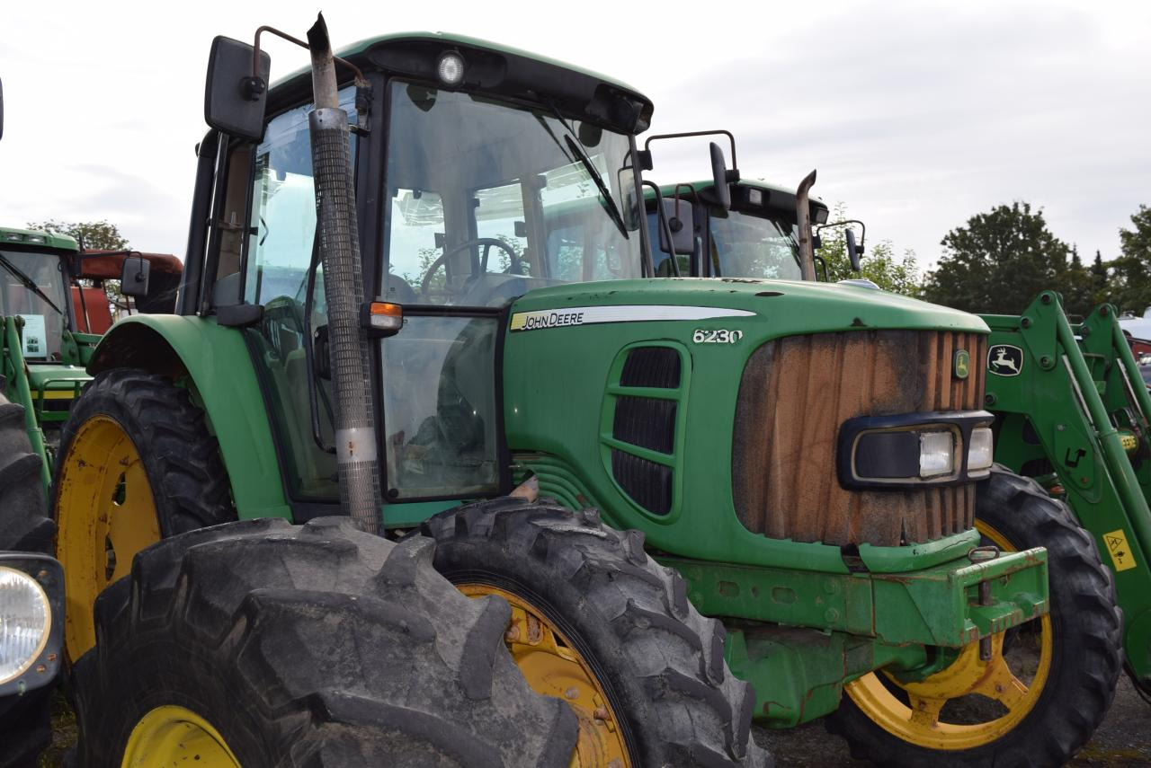 John Deere 6230 - Трактор: фото 2 John Deere 6230 - Трактор: фото 2