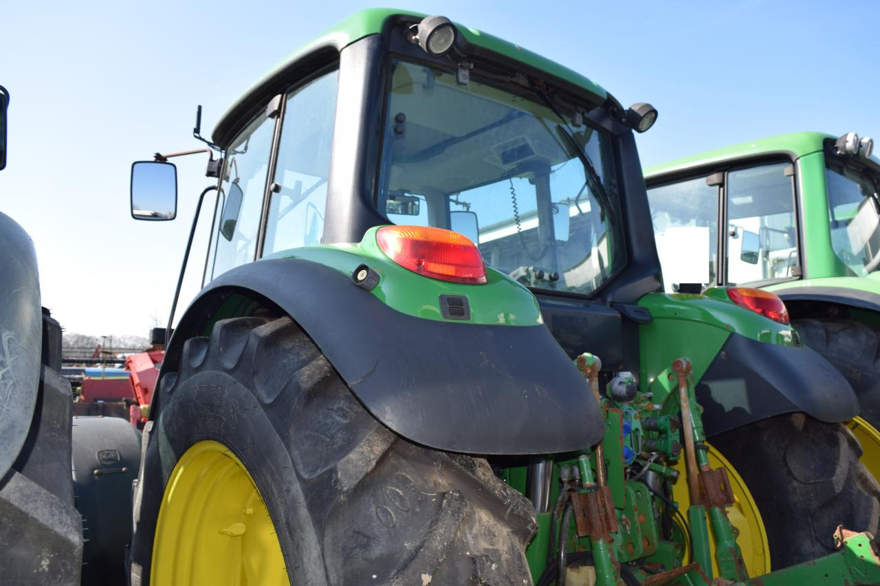 John Deere 6330 - Трактор: фото 3 John Deere 6330 - Трактор: фото 3