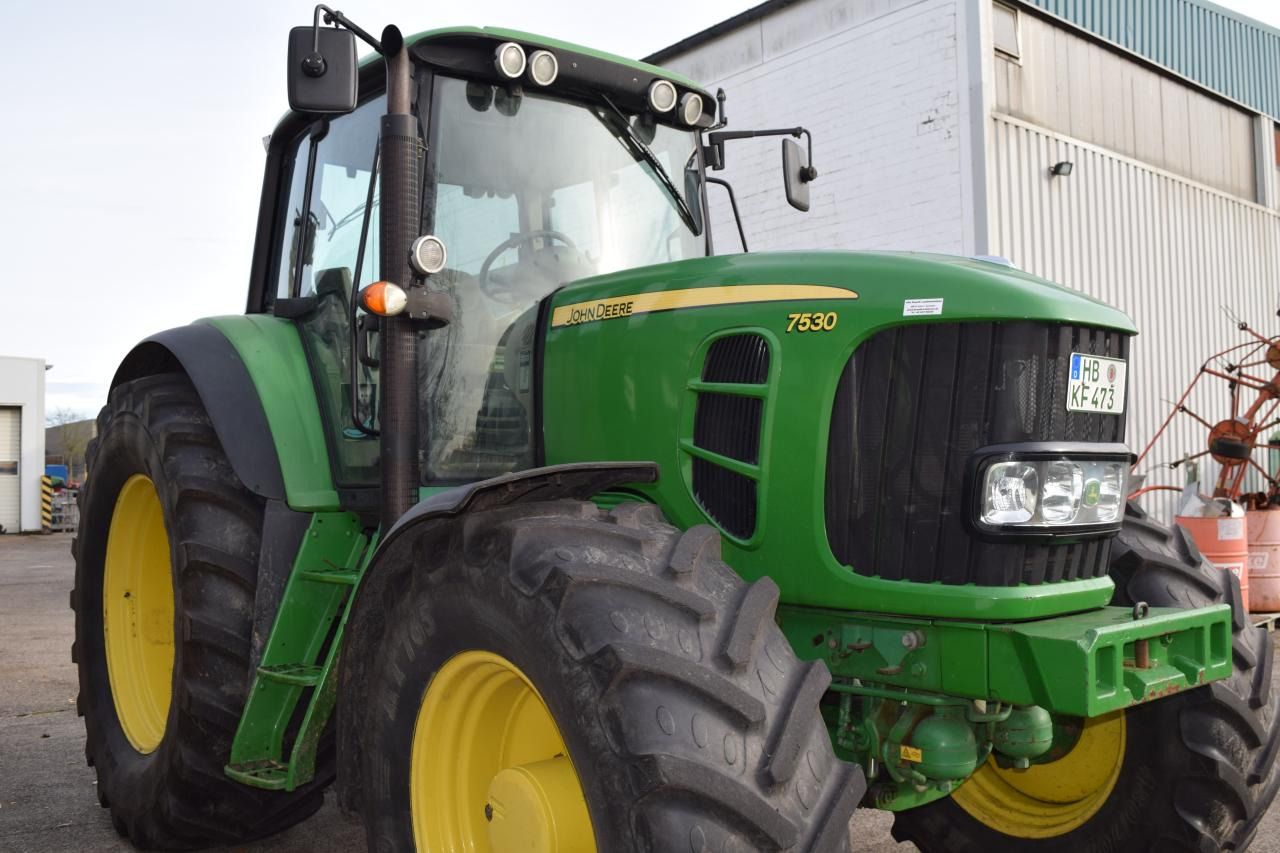 John Deere 7530 Premium - Трактор: фото 3 John Deere 7530 Premium - Трактор: фото 3