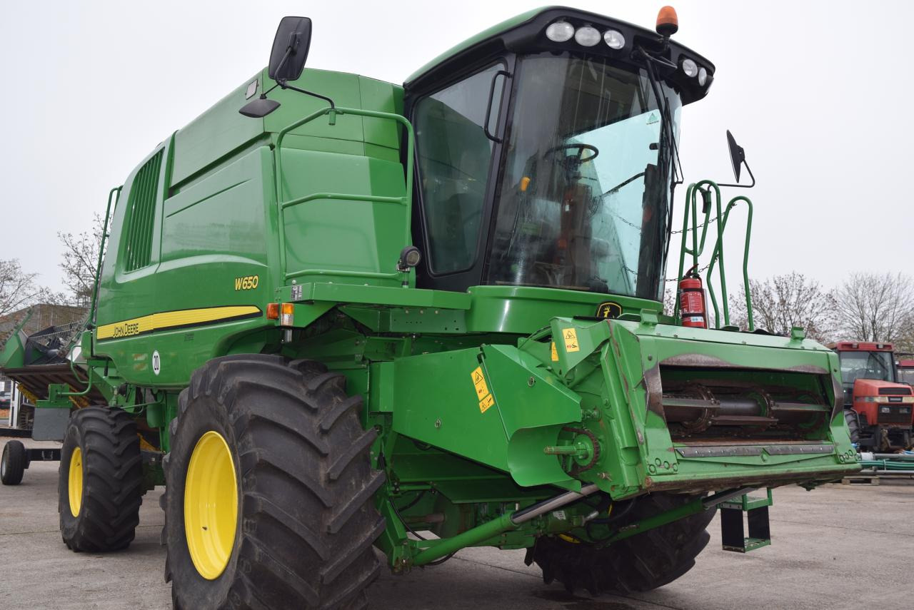John Deere W 650 - Зерноуборочный комбайн: фото 3 John Deere W 650 - Зерноуборочный комбайн: фото 3