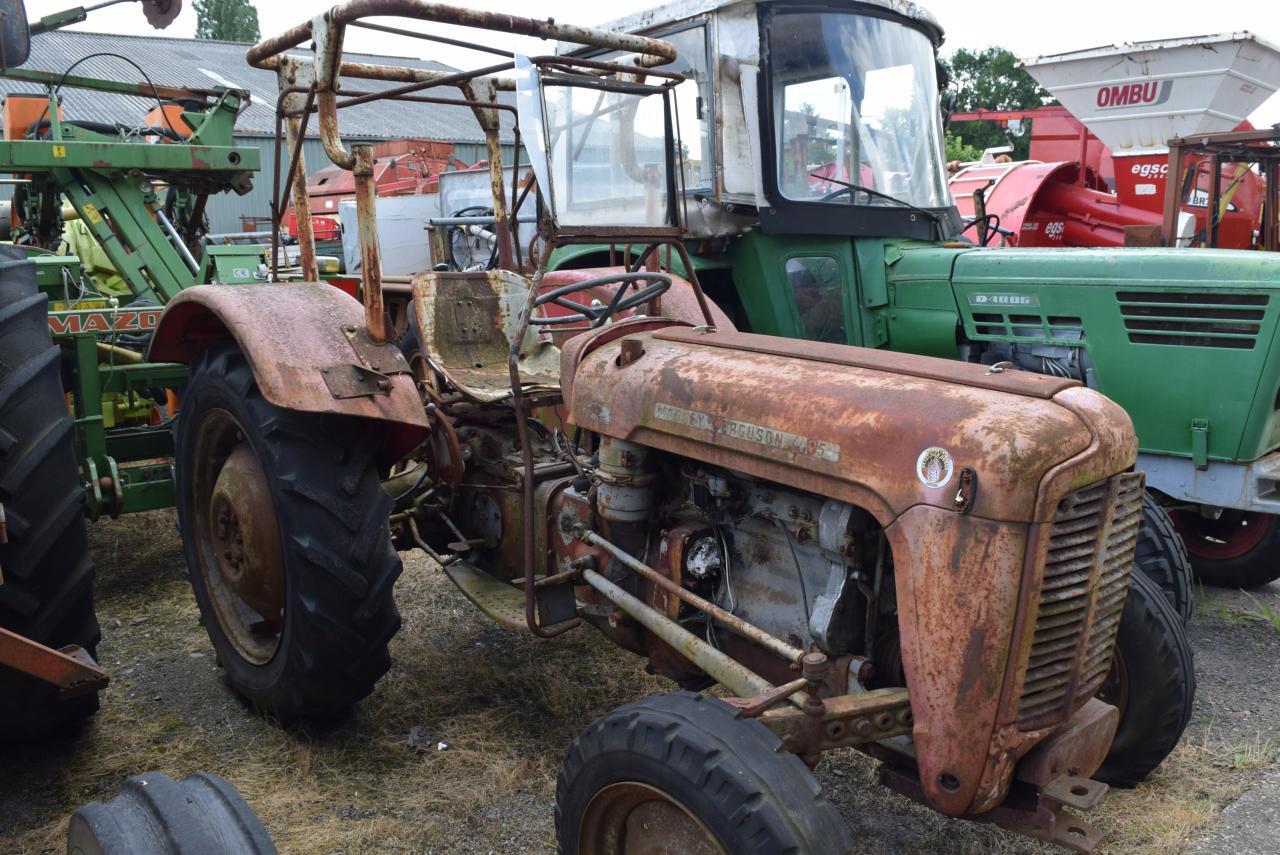 Massey Ferguson MF 35 - Трактор: фото 1 Massey Ferguson MF 35 - Трактор: фото 1