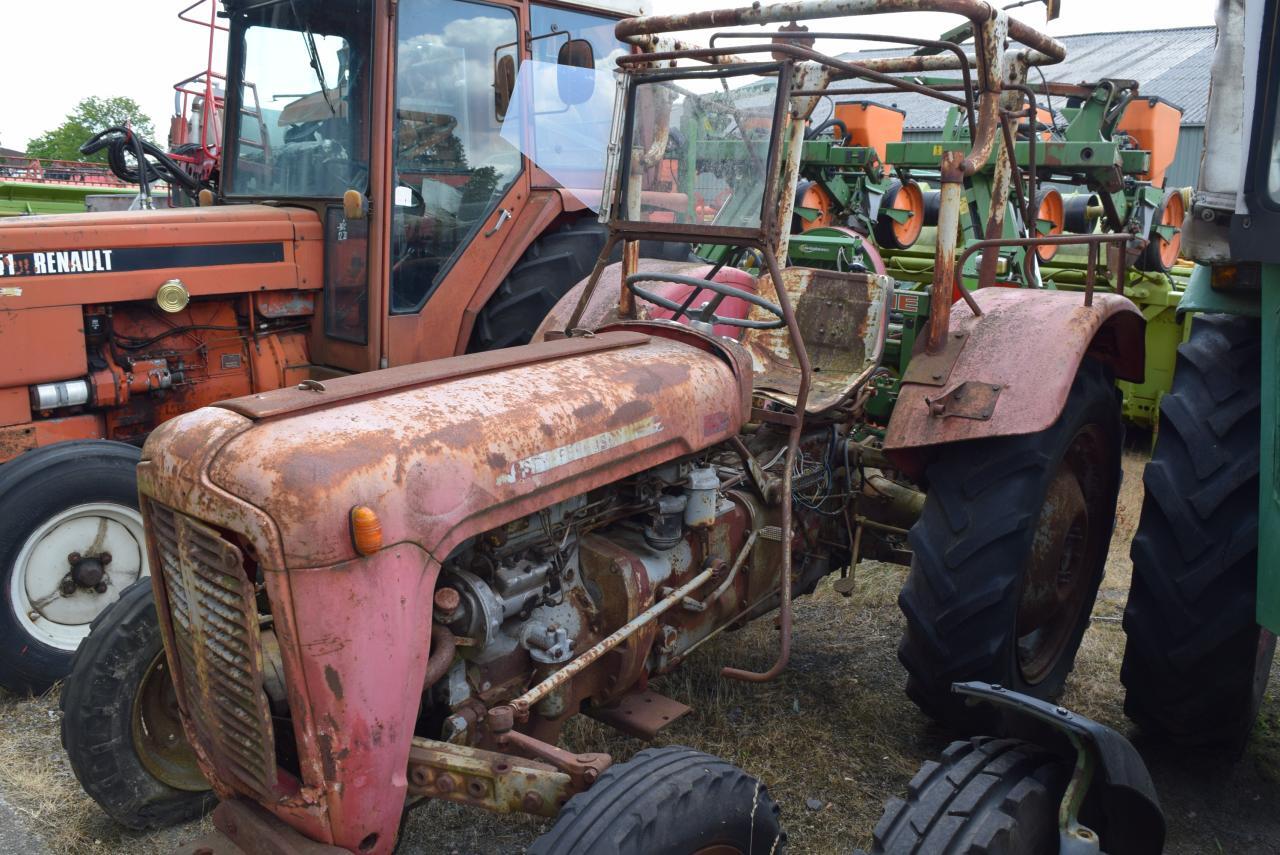 Massey Ferguson MF 35 - Трактор: фото 2 Massey Ferguson MF 35 - Трактор: фото 2