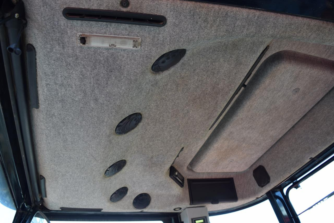 Трактор Massey Ferguson MF 6480: фото 7 Трактор Massey Ferguson MF 6480: фото 7