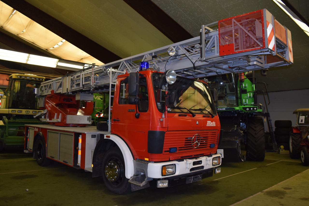 Mercedes-Benz 1422 F 4x2 DLK 23 12 Drehleiter - Крюковой мультилифт: фото 2 Mercedes-Benz 1422 F 4x2 DLK 23 12 Drehleiter - Крюковой мультилифт: фото 2