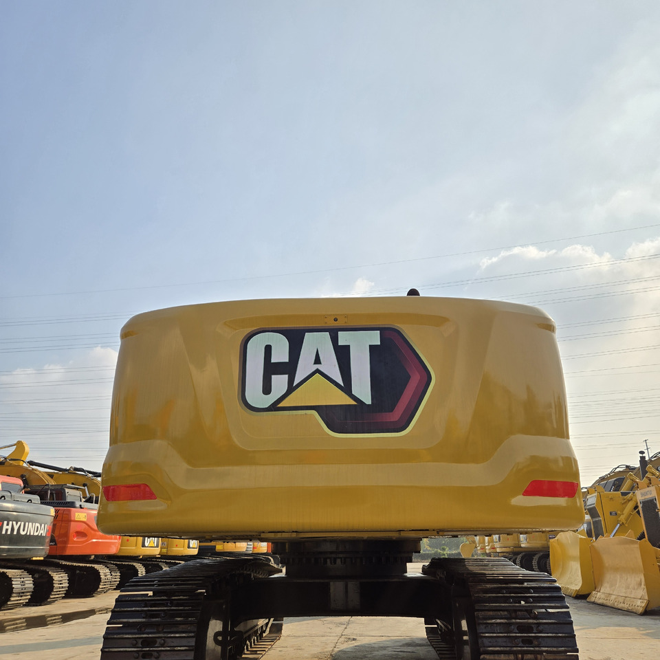 CAT 330GC - Гусеничный экскаватор: фото 4 CAT 330GC - Гусеничный экскаватор: фото 4