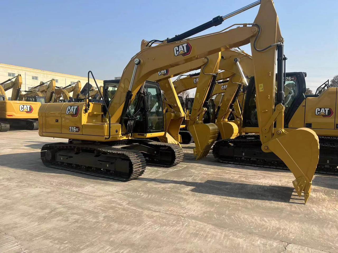 CATERPILLAR 316GC - Гусеничный экскаватор: фото 4 CATERPILLAR 316GC - Гусеничный экскаватор: фото 4