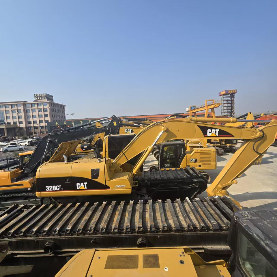 CATERPILLAR 320DL - Водный экскаватор: фото 4 CATERPILLAR 320DL - Водный экскаватор: фото 4