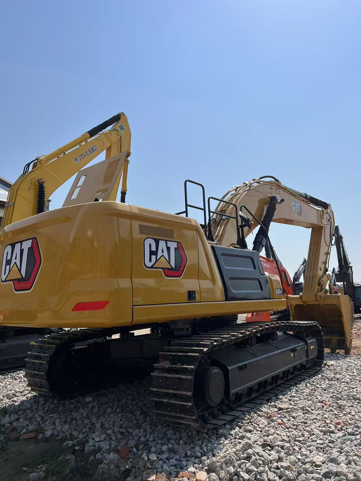 CATERPILLAR 345GC - Гусеничный экскаватор: фото 2 CATERPILLAR 345GC - Гусеничный экскаватор: фото 2