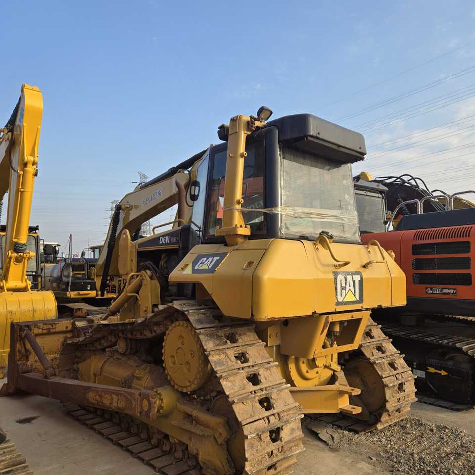 CATERPILLAR D8N - Бульдозер: фото 1 CATERPILLAR D8N - Бульдозер: фото 1