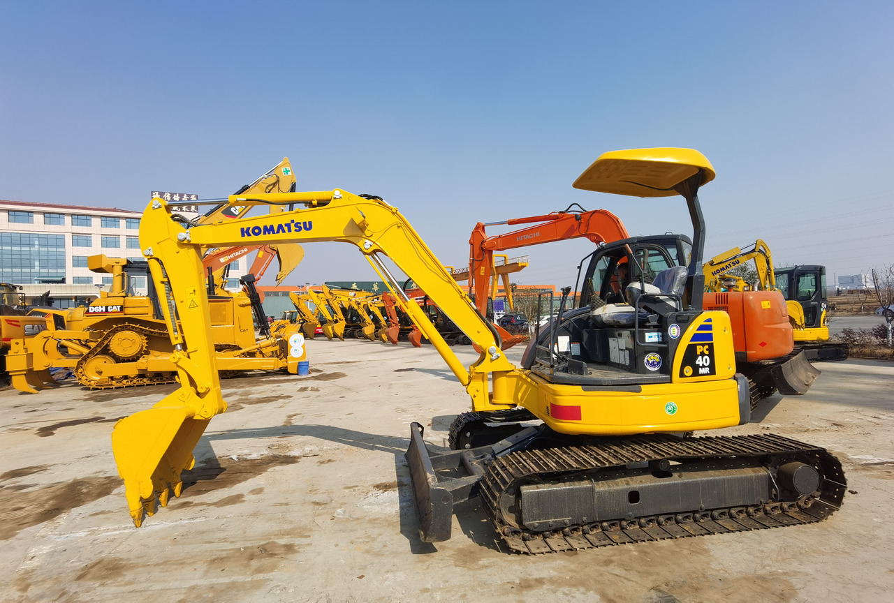 CATERPILLAR PC40MR - Мини-экскаватор: фото 2 CATERPILLAR PC40MR - Мини-экскаватор: фото 2