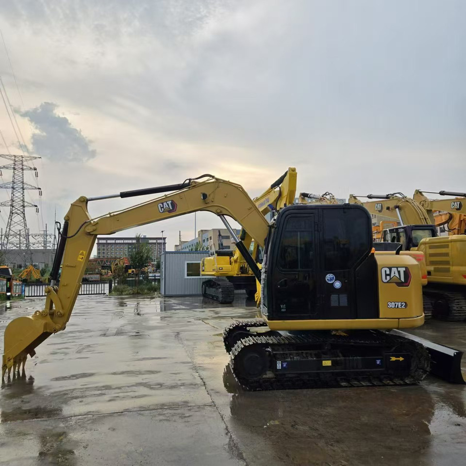 Caterpillar 307E2 - Мини-экскаватор: фото 2 Caterpillar 307E2 - Мини-экскаватор: фото 2