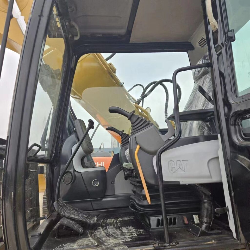 Гусеничный экскаватор Caterpillar 315D2GC: фото 9