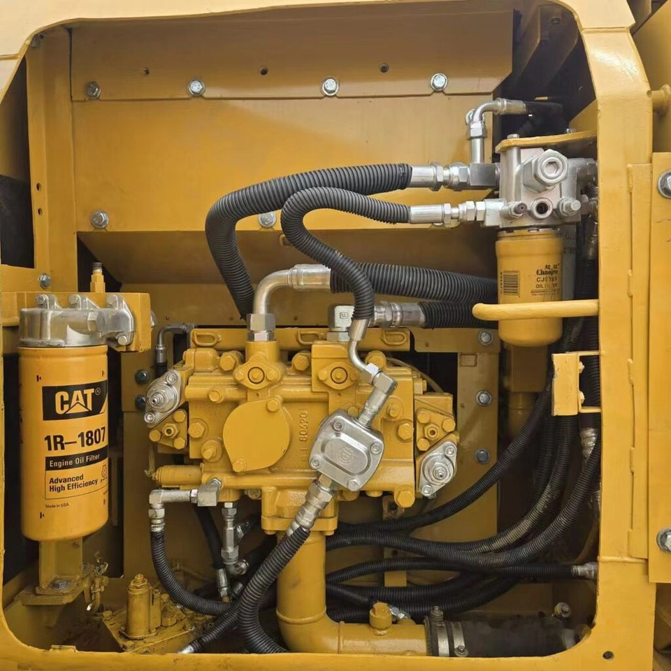 Гусеничный экскаватор Caterpillar 315D2GC: фото 10