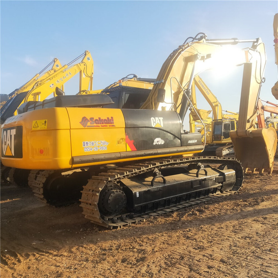 Caterpillar 340D2 - Гусеничный экскаватор: фото 1 Caterpillar 340D2 - Гусеничный экскаватор: фото 1