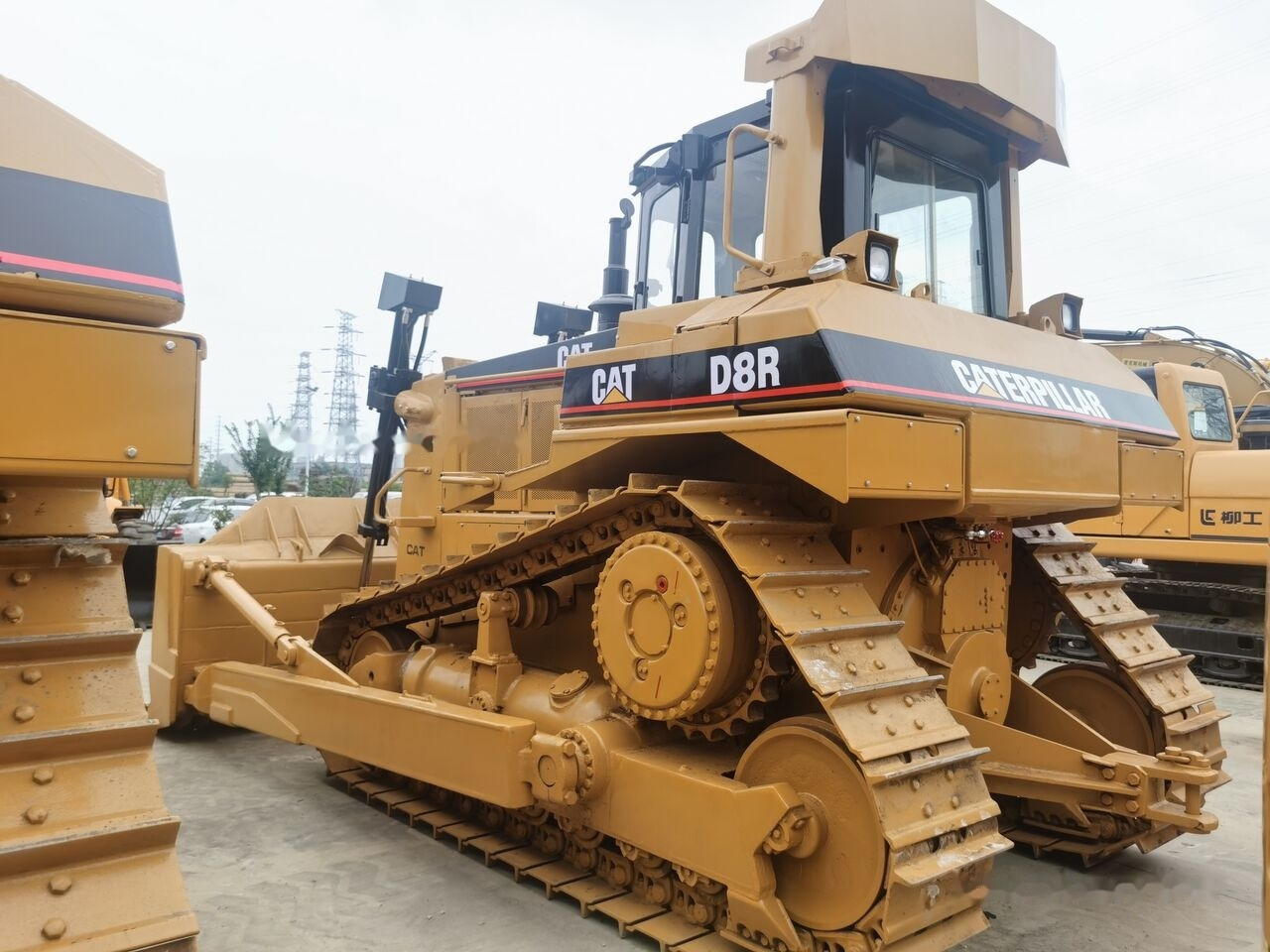 Caterpillar D8R - Бульдозер: фото 3 Caterpillar D8R - Бульдозер: фото 3