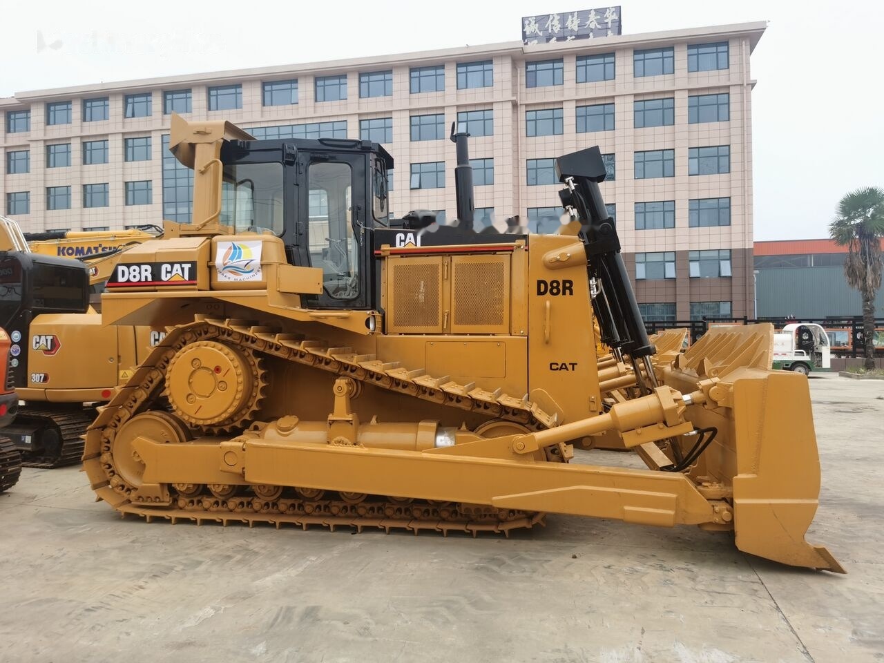 Caterpillar D8R - Бульдозер: фото 2 Caterpillar D8R - Бульдозер: фото 2