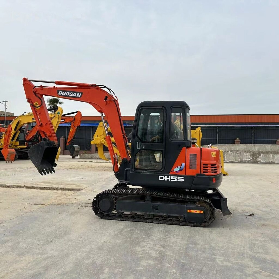 Doosan DH55 - Мини-экскаватор: фото 4 Doosan DH55 - Мини-экскаватор: фото 4