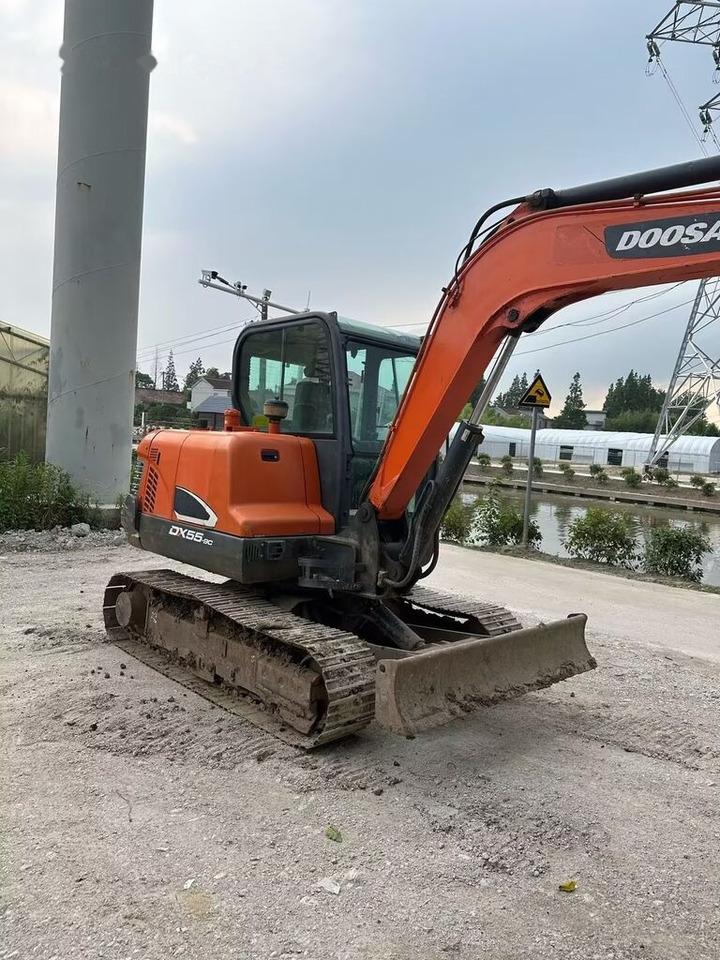Doosan DX55 - Мини-экскаватор: фото 5 Doosan DX55 - Мини-экскаватор: фото 5