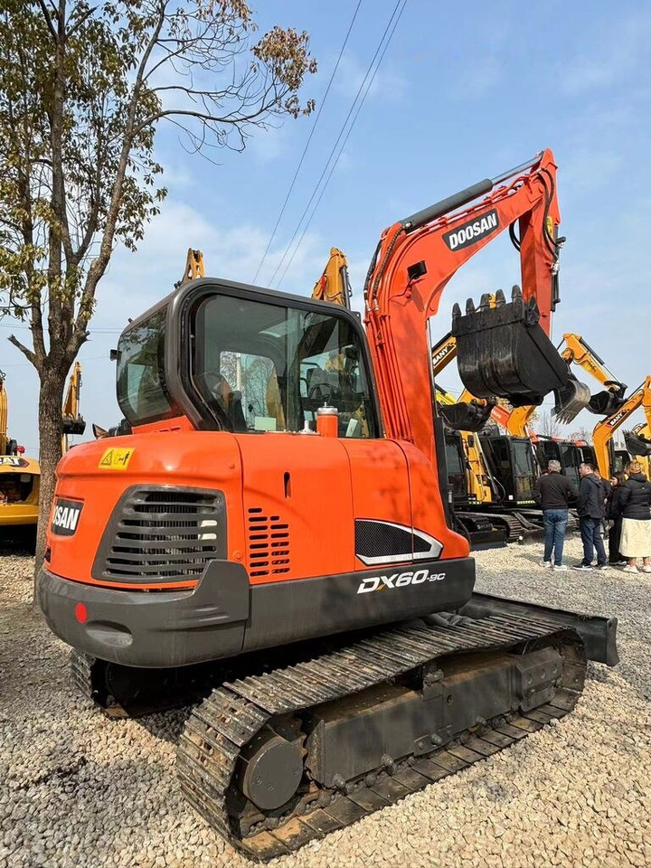 Doosan DX60 - Мини-экскаватор: фото 3 Doosan DX60 - Мини-экскаватор: фото 3