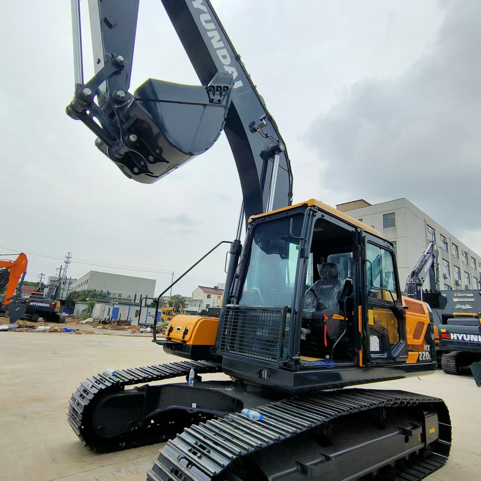 Новый Гусеничный экскаватор HYUNDAI HX220L: фото 8