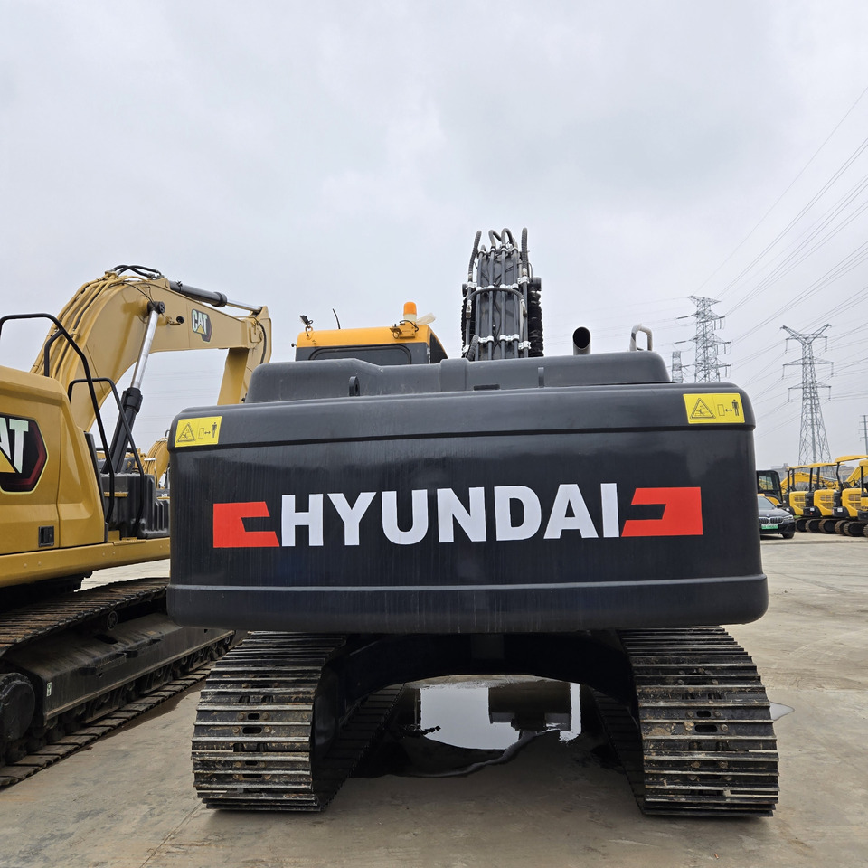 HYUNDAI R220LC-9S - Гусеничный экскаватор: фото 3 HYUNDAI R220LC-9S - Гусеничный экскаватор: фото 3