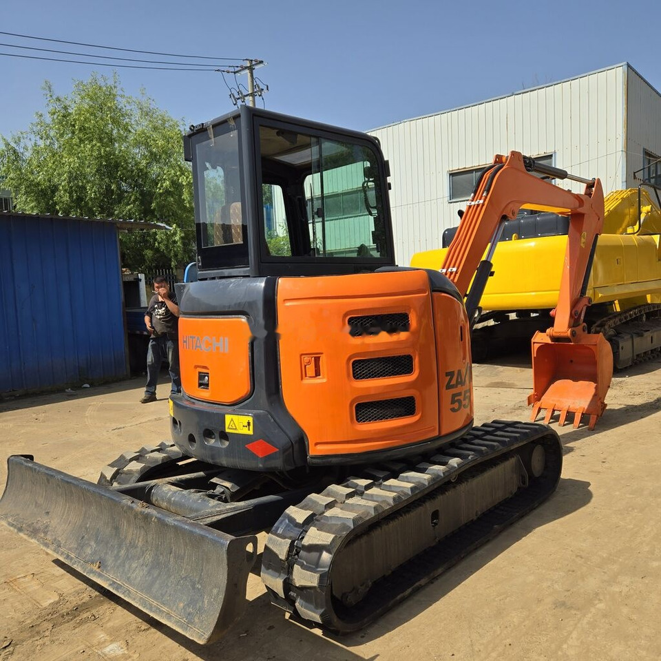 Hitachi ZX55 - Мини-экскаватор: фото 2 Hitachi ZX55 - Мини-экскаватор: фото 2