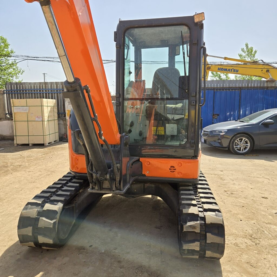 Hitachi ZX55 - Мини-экскаватор: фото 3 Hitachi ZX55 - Мини-экскаватор: фото 3