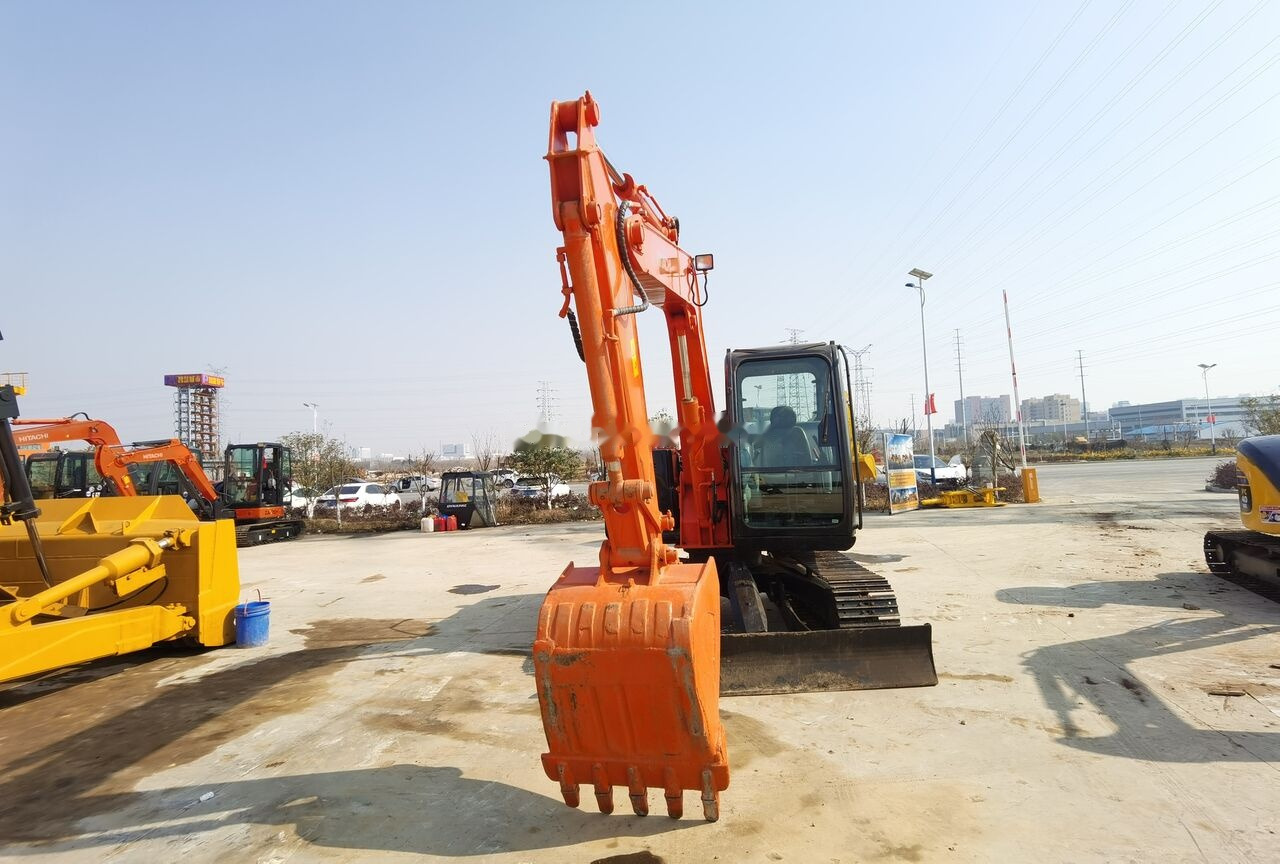 Hitachi ZX70 - Мини-экскаватор: фото 5 Hitachi ZX70 - Мини-экскаватор: фото 5