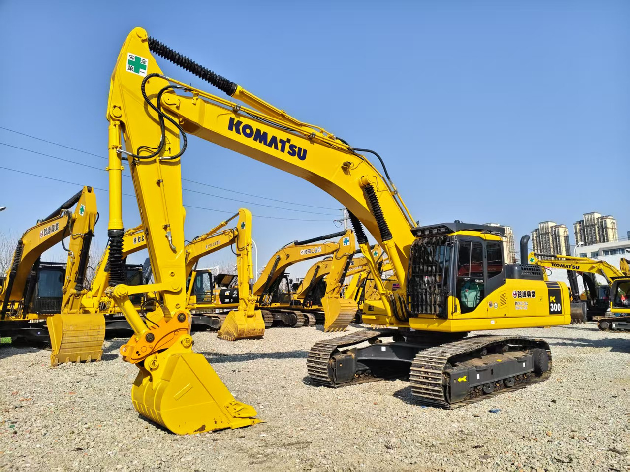 KOMATSU PC300-7 - Гусеничный экскаватор: фото 3 KOMATSU PC300-7 - Гусеничный экскаватор: фото 3