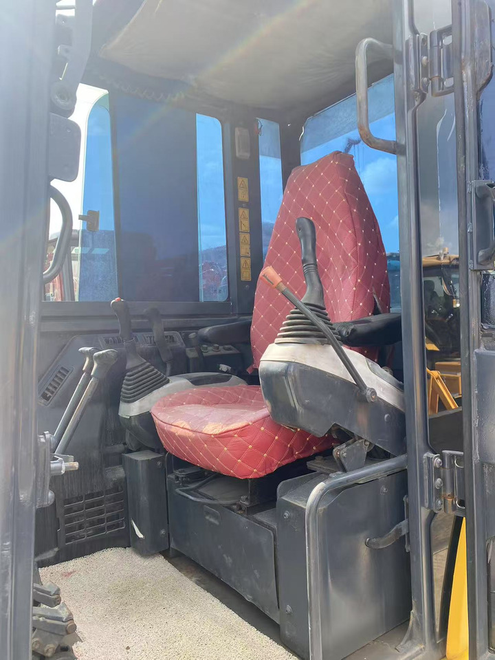 Мини-экскаватор KOMATSU PC56-7: фото 8