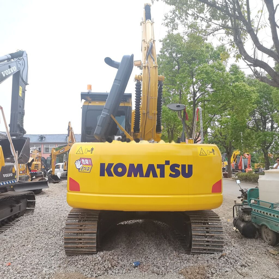 Komatsu PC130-7 - Гусеничный экскаватор: фото 1 Komatsu PC130-7 - Гусеничный экскаватор: фото 1