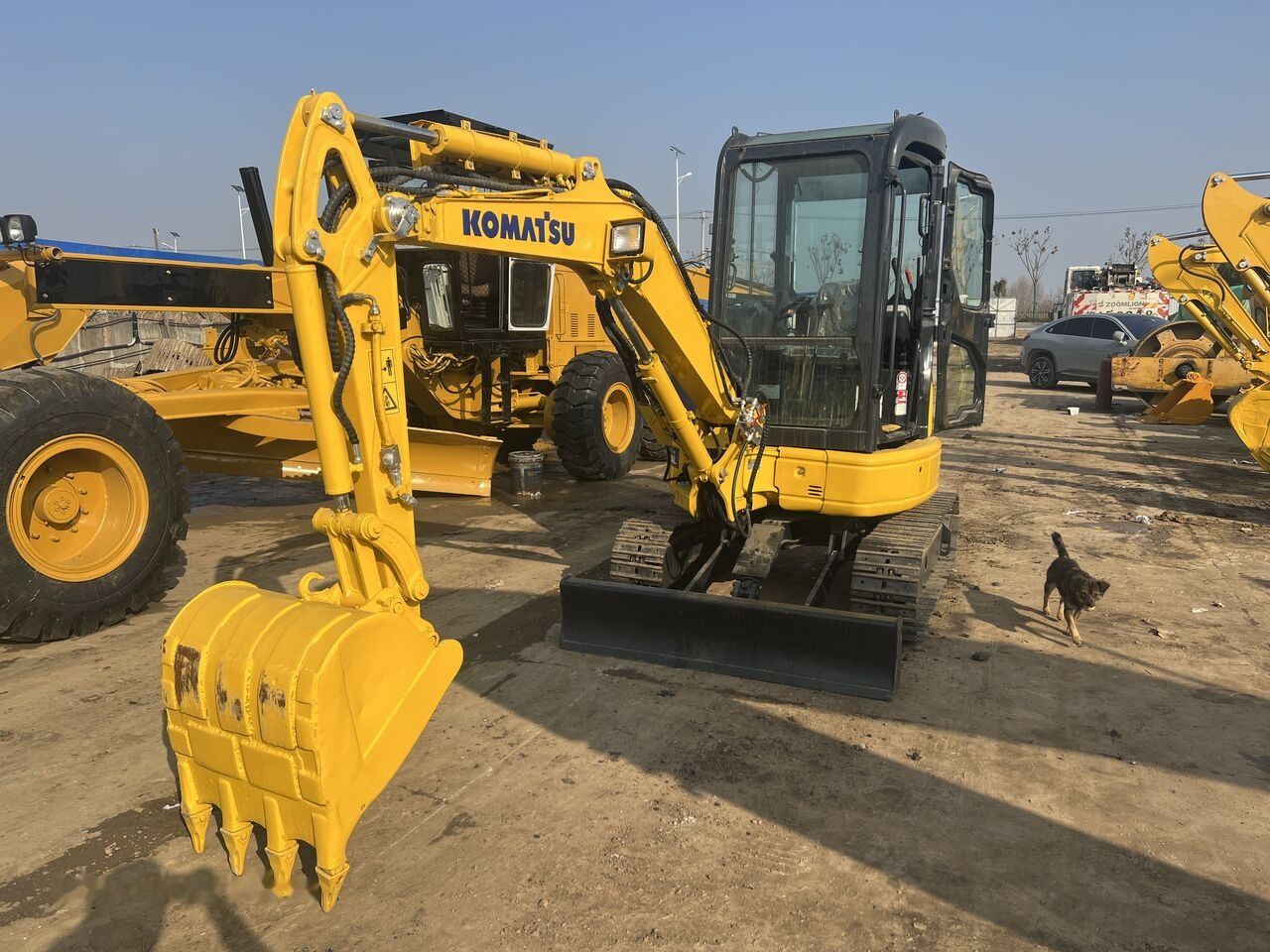 Komatsu PC30MR - Мини-экскаватор: фото 3 Komatsu PC30MR - Мини-экскаватор: фото 3