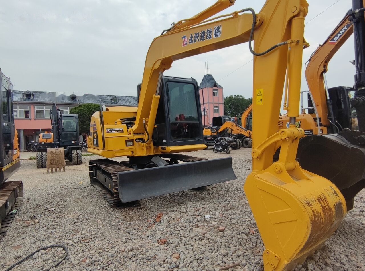 Komatsu PC70-8 - Мини-экскаватор: фото 2 Komatsu PC70-8 - Мини-экскаватор: фото 2