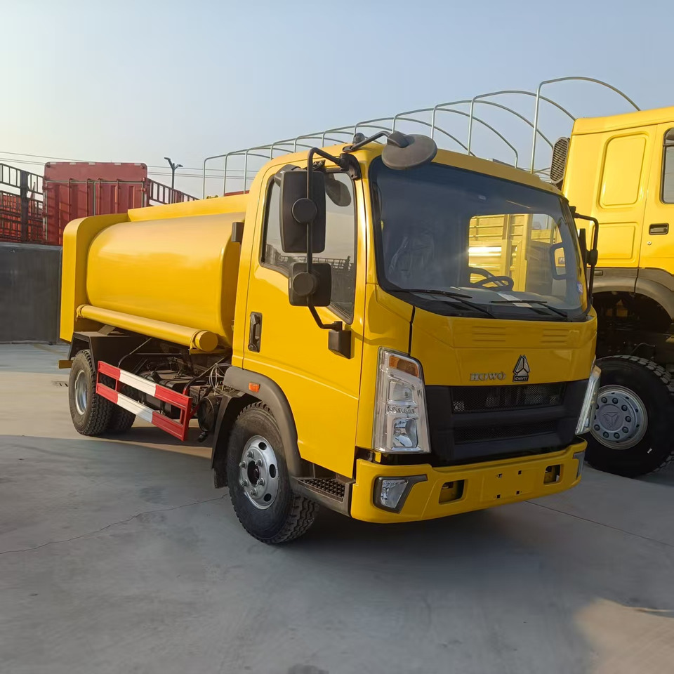 SINOTRUK HOWO - Грузовик-цистерна: фото 2 SINOTRUK HOWO - Грузовик-цистерна: фото 2