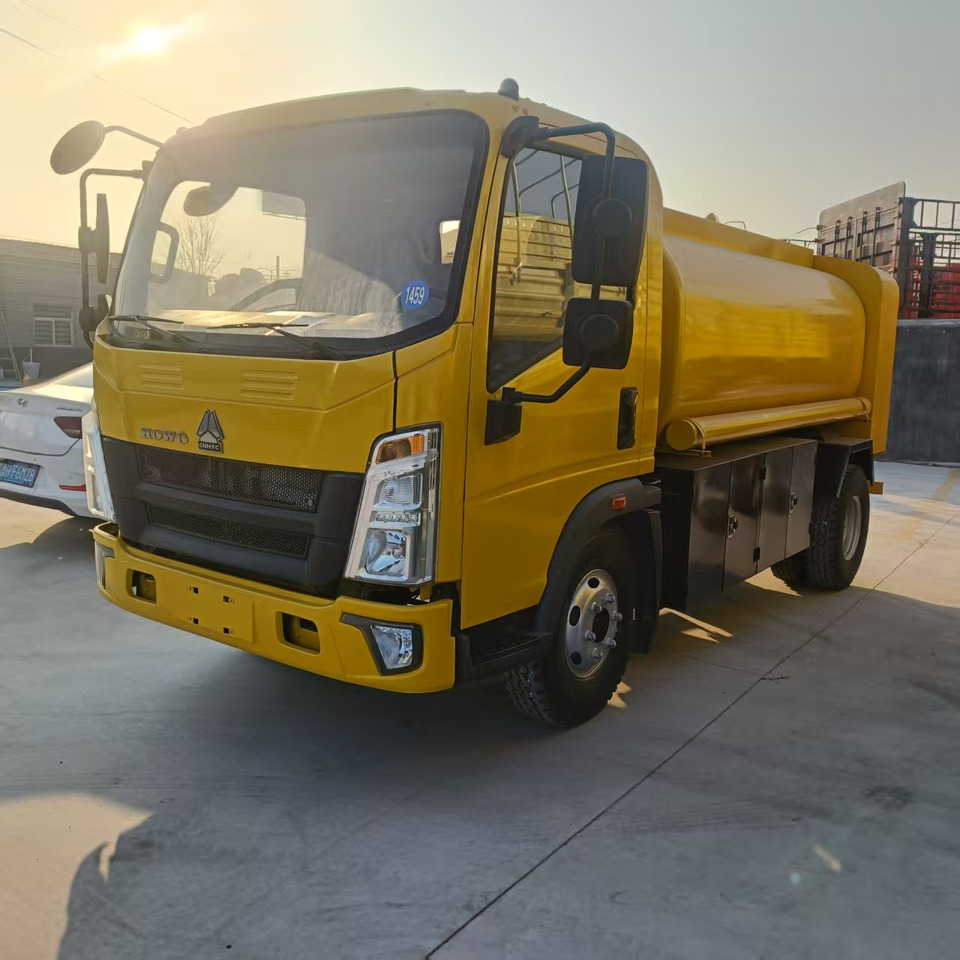 SINOTRUK HOWO - Грузовик-цистерна: фото 3 SINOTRUK HOWO - Грузовик-цистерна: фото 3