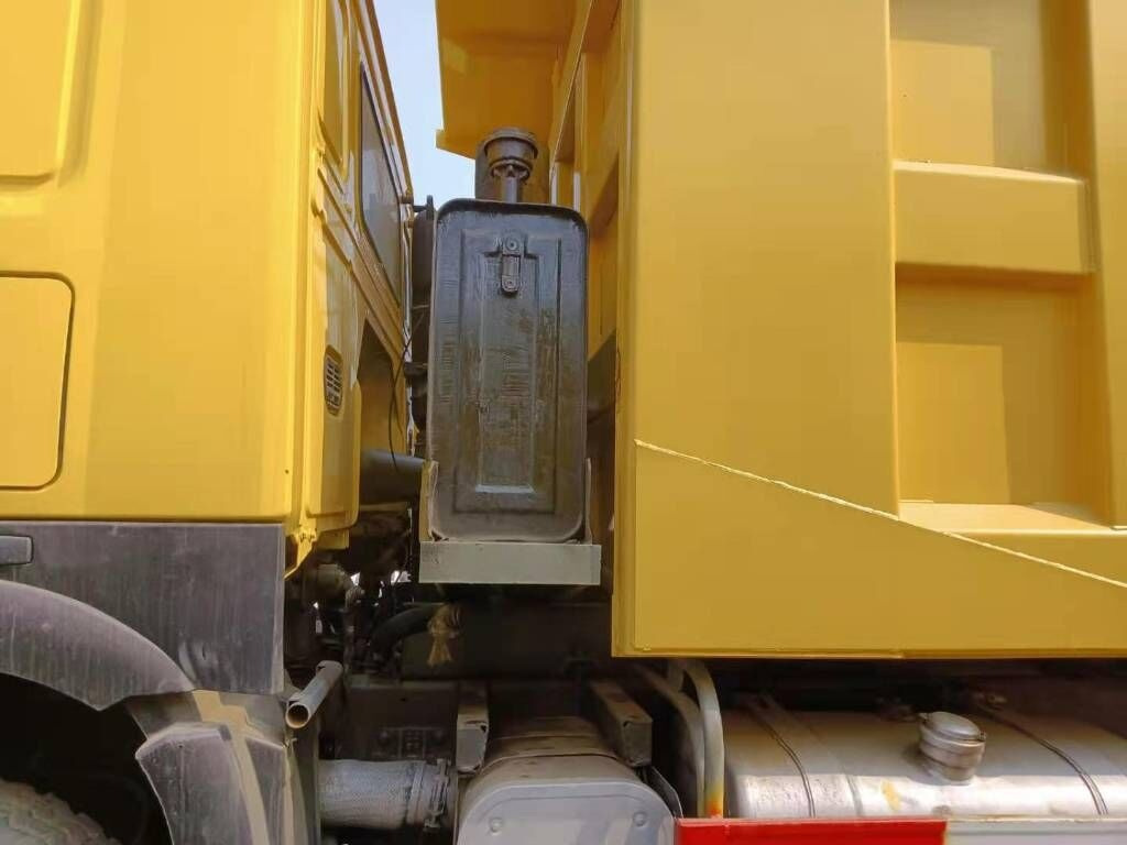 Sinotruk Howo - Самосвал: фото 5 Sinotruk Howo - Самосвал: фото 5