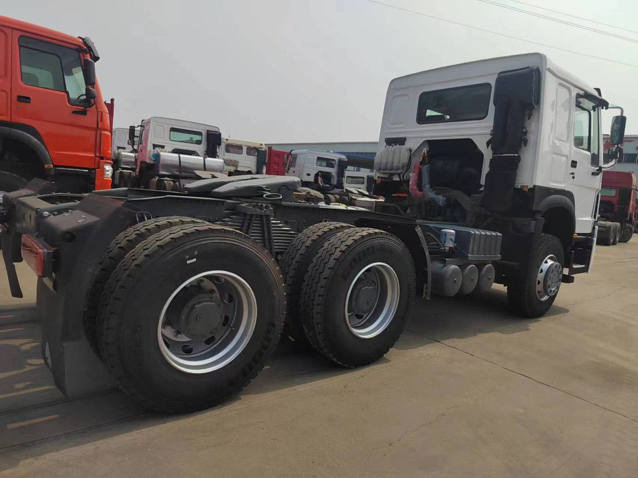 Тягач SINOTRUK HOWO trailer ead: фото 8