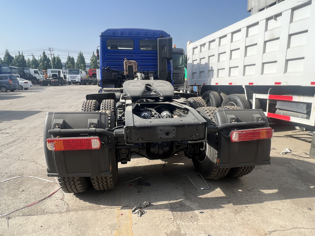 Тягач Shacman F3000: фото 6