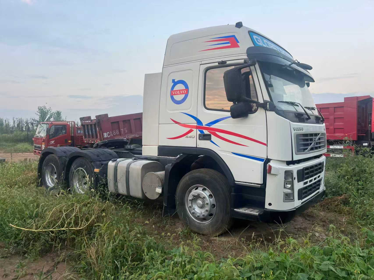 VOLVO FM440 - Тягач: фото 2 VOLVO FM440 - Тягач: фото 2