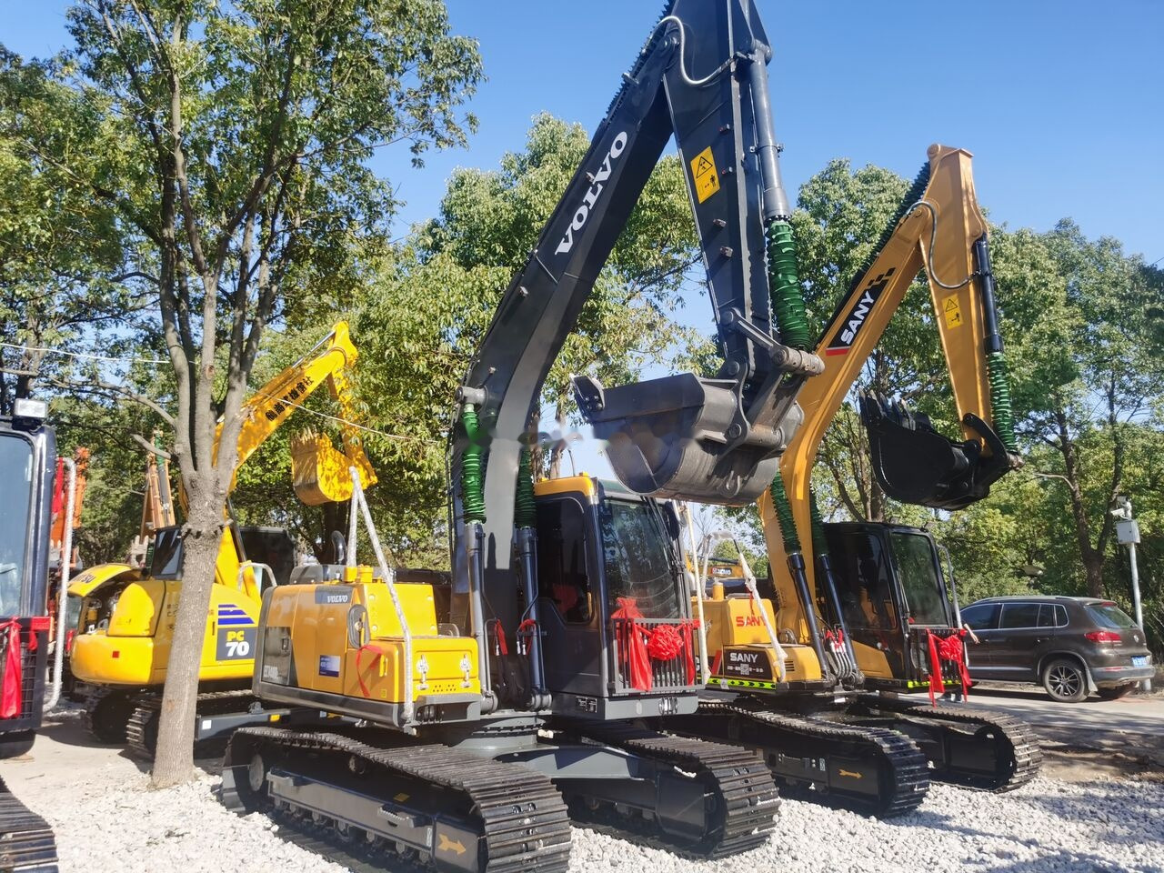 Volvo EC140DL - Гусеничный экскаватор: фото 4 Volvo EC140DL - Гусеничный экскаватор: фото 4