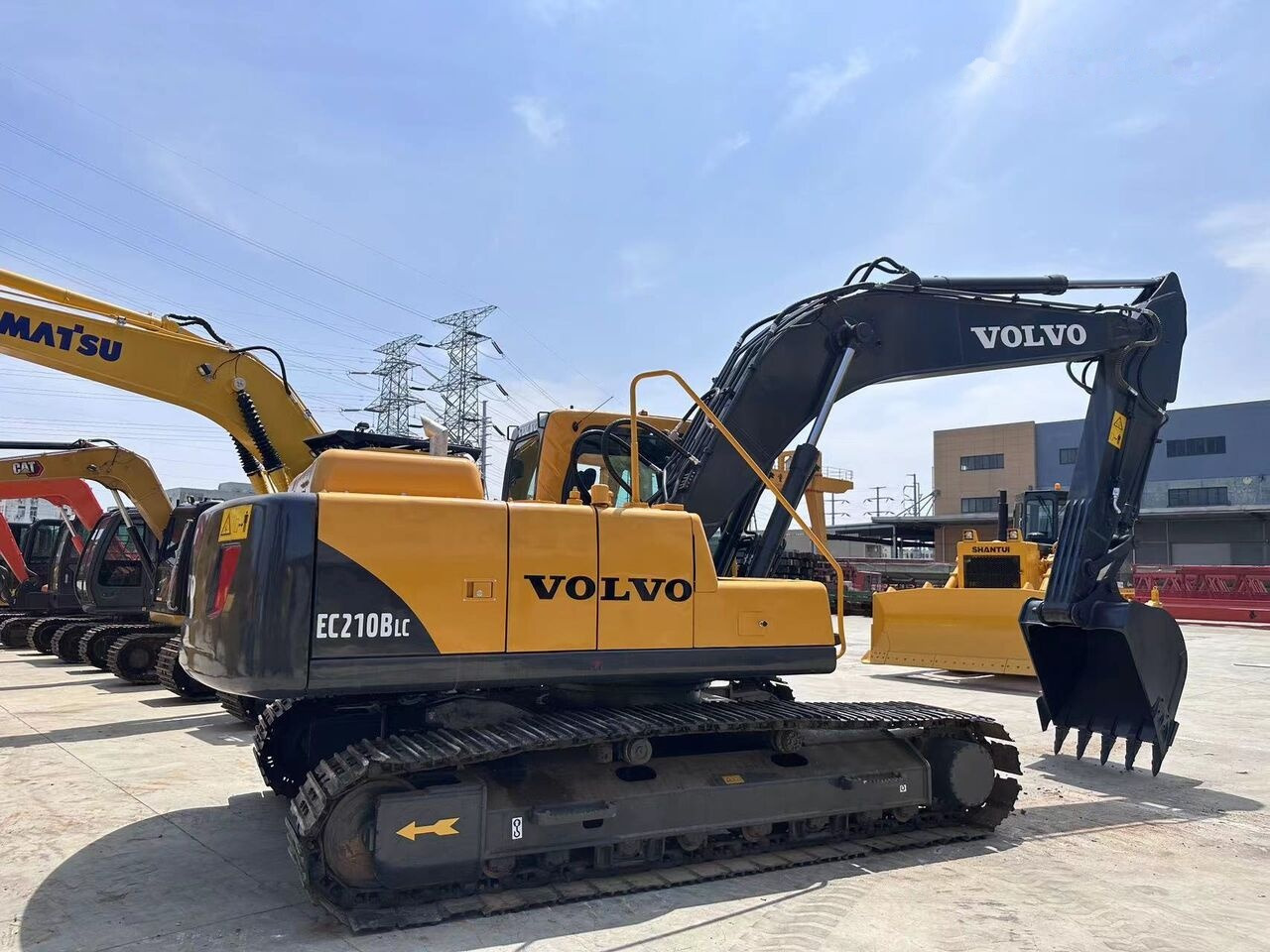 Volvo EC210BLC - Гусеничный экскаватор: фото 5 Volvo EC210BLC - Гусеничный экскаватор: фото 5